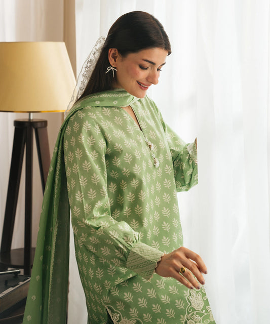 MihailA Noor | Azure Bloom – 3-Piece Digitally Printed Lawn Suit