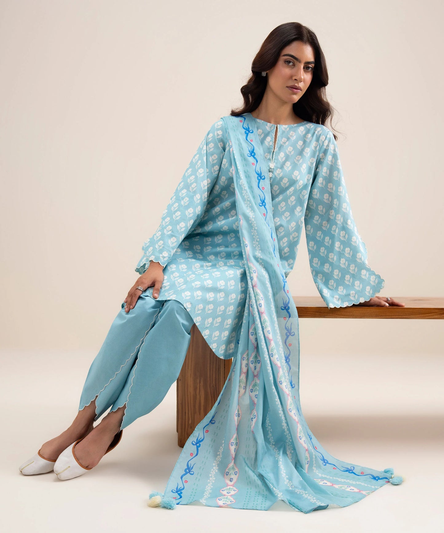 PRINTED EMBROIDERED LAWN